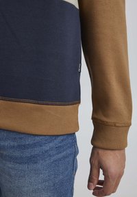 Blend BHSweatshirt - Sudadera - chipmunk