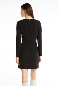 Morgan Etuikjole - noir