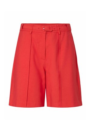 Rode shorts met een hoge taille, een bijpassende riem, riemlussen, voorplooien en een verborgen vooraan sluiting.