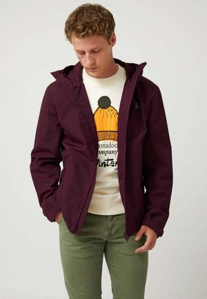 Chaqueta outdoor - granate