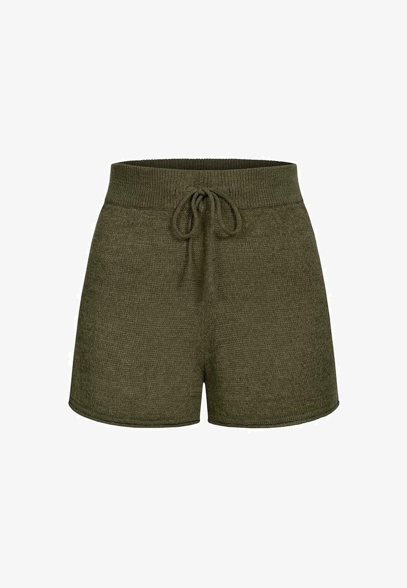 Shorts en tricot vert olive avec une taille à cordon de serrage, bande élastique et texture lisse. Présente un design simple et sans ornement.