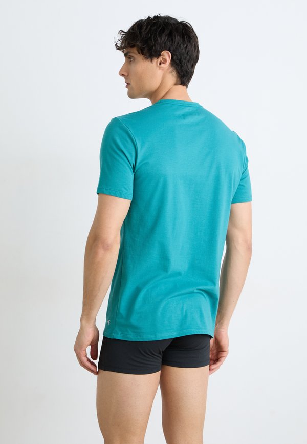 TEES 3 PACK - Undershirt4