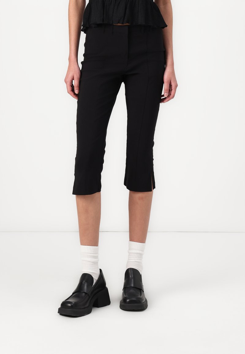 JJXX JXIBEN SLIM CAPRI PANT - Trousers - black