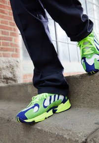 adidas Originals YUNG-1 zielony neon