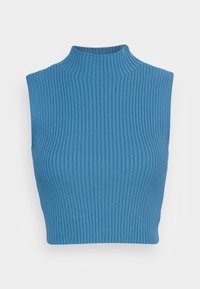 Top court côtelé bleu avec un col montant. Présente un style sans manches et un tissu texturé, accentuant une silhouette ajustée.