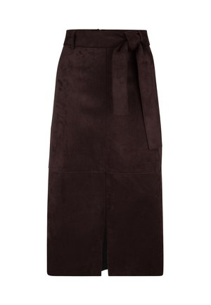 Gonna midi in suede marrone con cintura a nodo, caratterizzata da una silhouette a trapezio, spacco laterale e dettagli di cuciture senza soluzione di continuità.