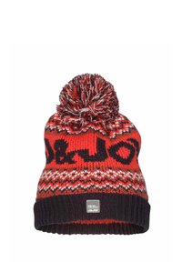 Rode gebreide beanie met een veelkleurige pompon, voorzien van een zwart logo en een fair isle patroon in wit, grijs en rood. Geribbelde marineblauwe boord.