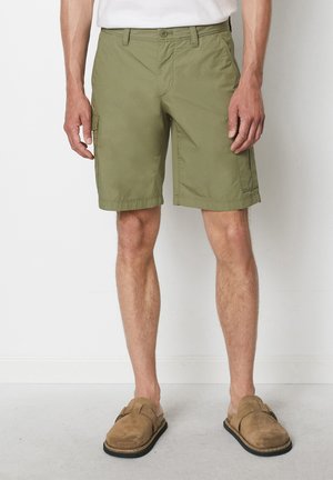 Marc O'Polo REGULAR FIT - Kratke hlače - olive