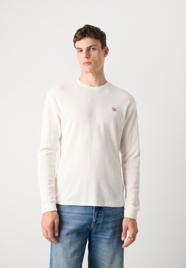 BADGE TEE - Long sleeved top - tofu4