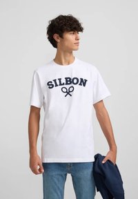 Silbon RAQUETA MEDIA - Camiseta estampada - blanco