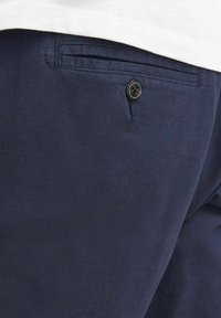 Jack & Jones JPSTACE SUMMER - Kratke hlače - navy blazer