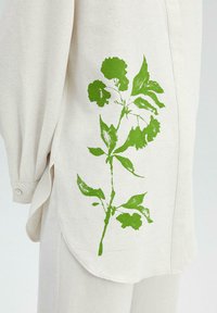Touché Privé FLORAL PRINTED - Camicia - beige