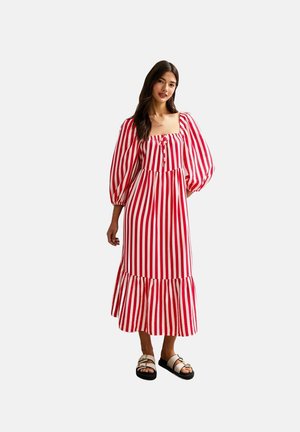 Day dress - red pattern