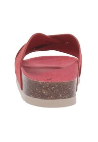 Sandali scivolati in suede rosso con un sottopiede in sughero, caratterizzati da una larga fascia piatta e un plantare testurizzato per il comfort.