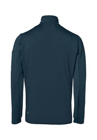 Marineblauwe lange mouwen jas met hoge kraag en aangesloten ontwerp, met textuurstof en een groene accent nabij de zoom.