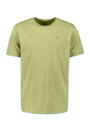 Lichtgroen T-shirt met korte mouwen en een ronde hals, voorzien van een subtiele textuur en een klein zwart logo met drie lijnen op de linkerborst.