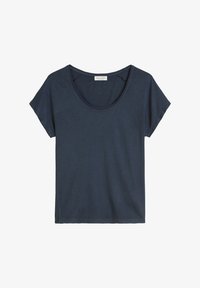 Wybrany, deep blue sea