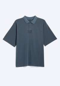 Επιλέχθηκε, dark blue