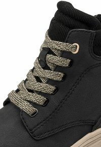 Tamaris Stivaletti con plateau - black
