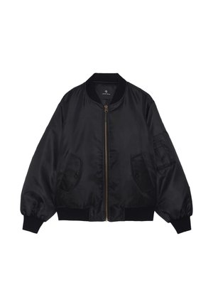 Veste bomber noire avec fermeture éclair devant, deux poches à rabat à l'avant, poignets et ourlet côtelés, et une petite poche sur la manche gauche.