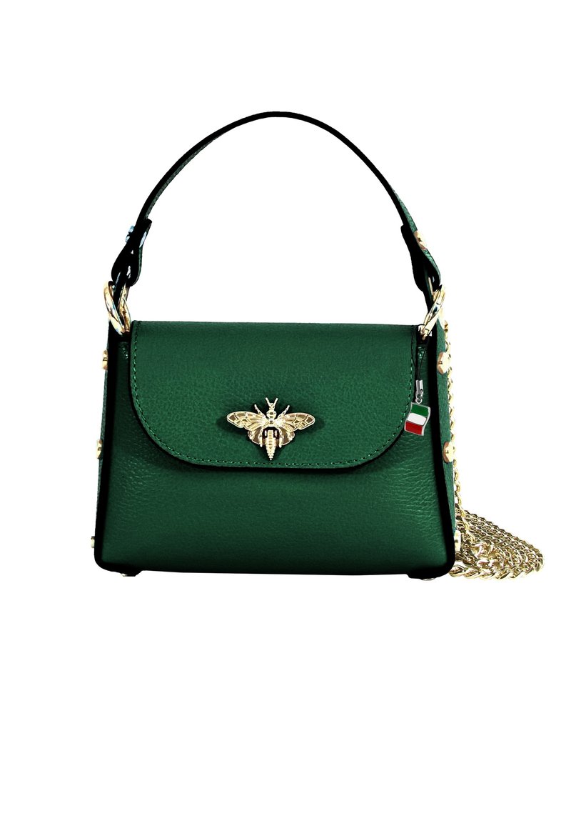 Kleine groene lederen handtas met een gouden bij-embleem, zwarte accenten, schouderketting en decoratieve gouden studs langs de zijkanten.