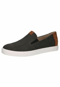 Slip-on sneaker met een donkergrijze bovenkant van stof, bruine suede accenten en een witte rubberen zool. Voorzien van elastische zijpanelen voor gemakkelijk aan- en uittrekken.