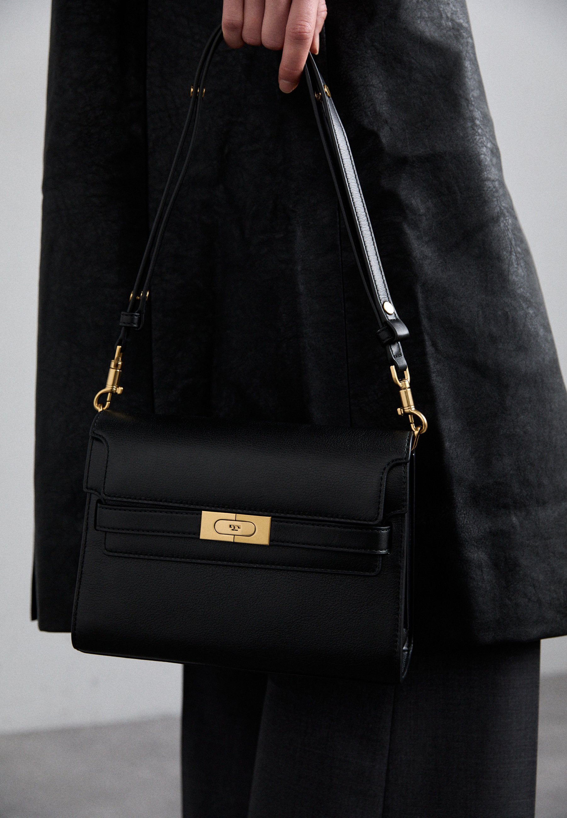 617332_5 617332_5