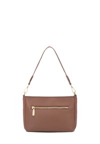 Borsa in pelle marrone con texture, dotata di tracolla removibile e tasca frontale con zip dorata.