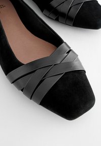 Next FOREVER COMFORTÂ® LEATHER SQUARE TOE BALLERINA SHOES - Balerinke - black