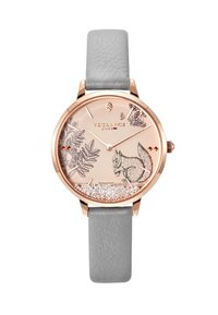 Reloj redondo con caja de oro rosa, correa de cuero gris y una esfera rosa brillante con diseños de ardilla y flores.