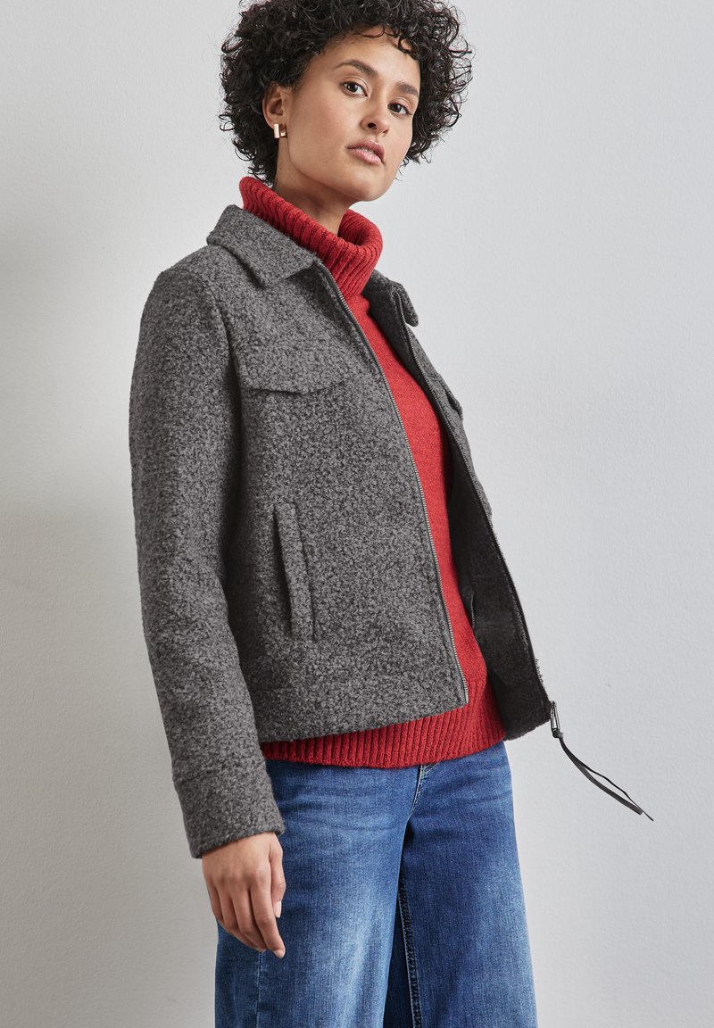 Street One Tunn jacka - grau