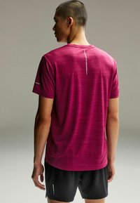 Next - T-shirt basic