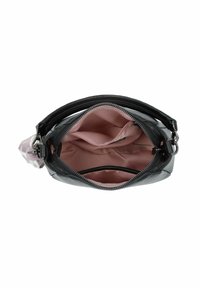 Borsa nera con cerniera aperta che mostra l'interno in tessuto rosa chiaro e molteplici tasche interne, con clip per tracolla staccabile visibile.