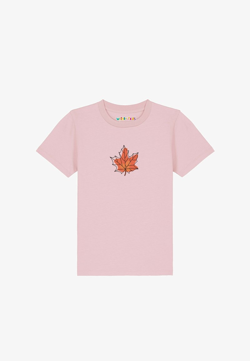 T-shirt pour enfants rose clair avec un graphique central de feuille d'érable orange-rouge et des manches courtes.