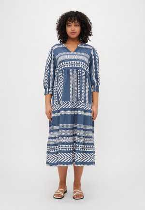 VMDICTHE 3/4 CALF DRESS - Freizeitkleid - china blue