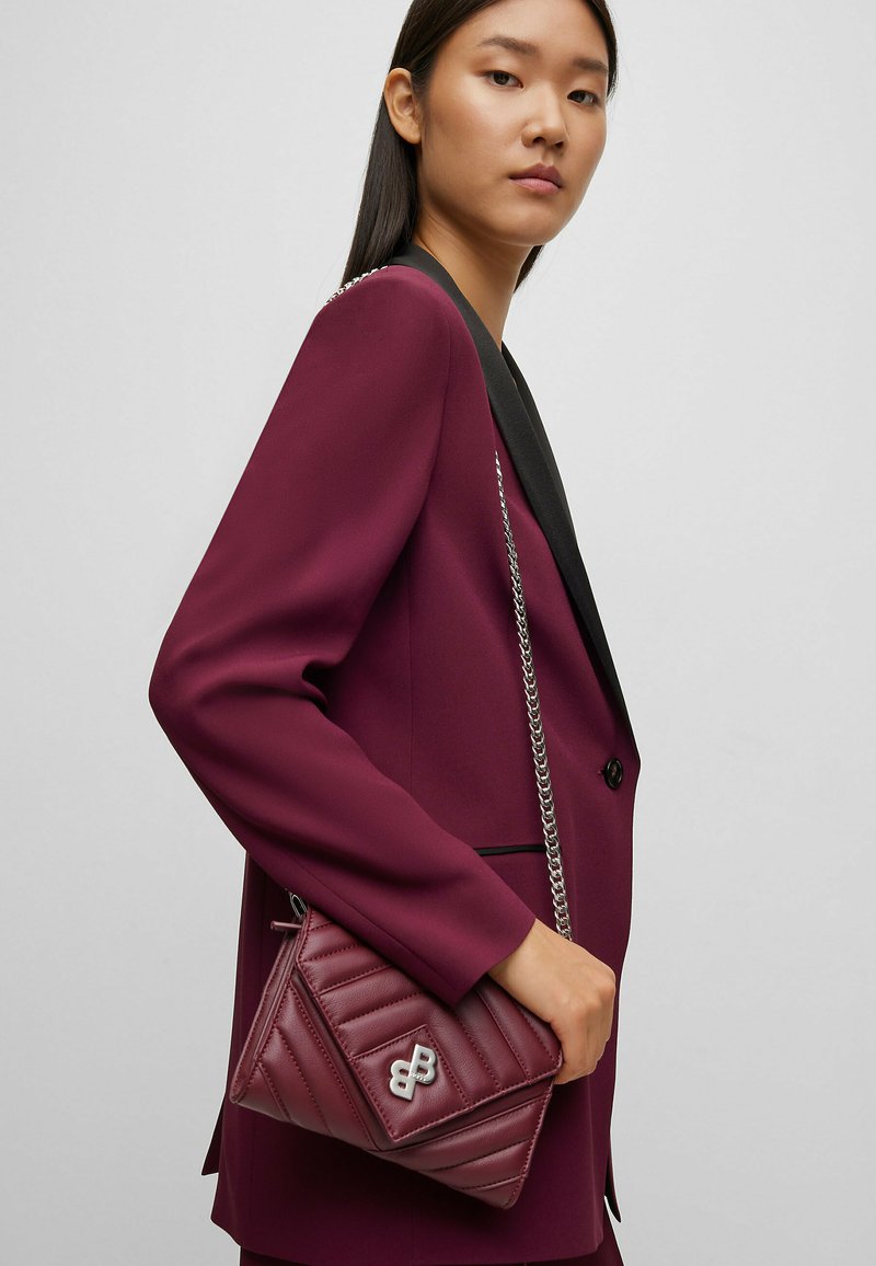 BOSS BOSS CLUTCH Clutch dunkelrot zwei/dark red Zalando.co.uk