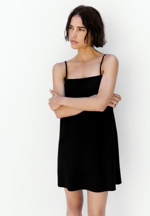 PULL&BEAR, Robe de jour - black