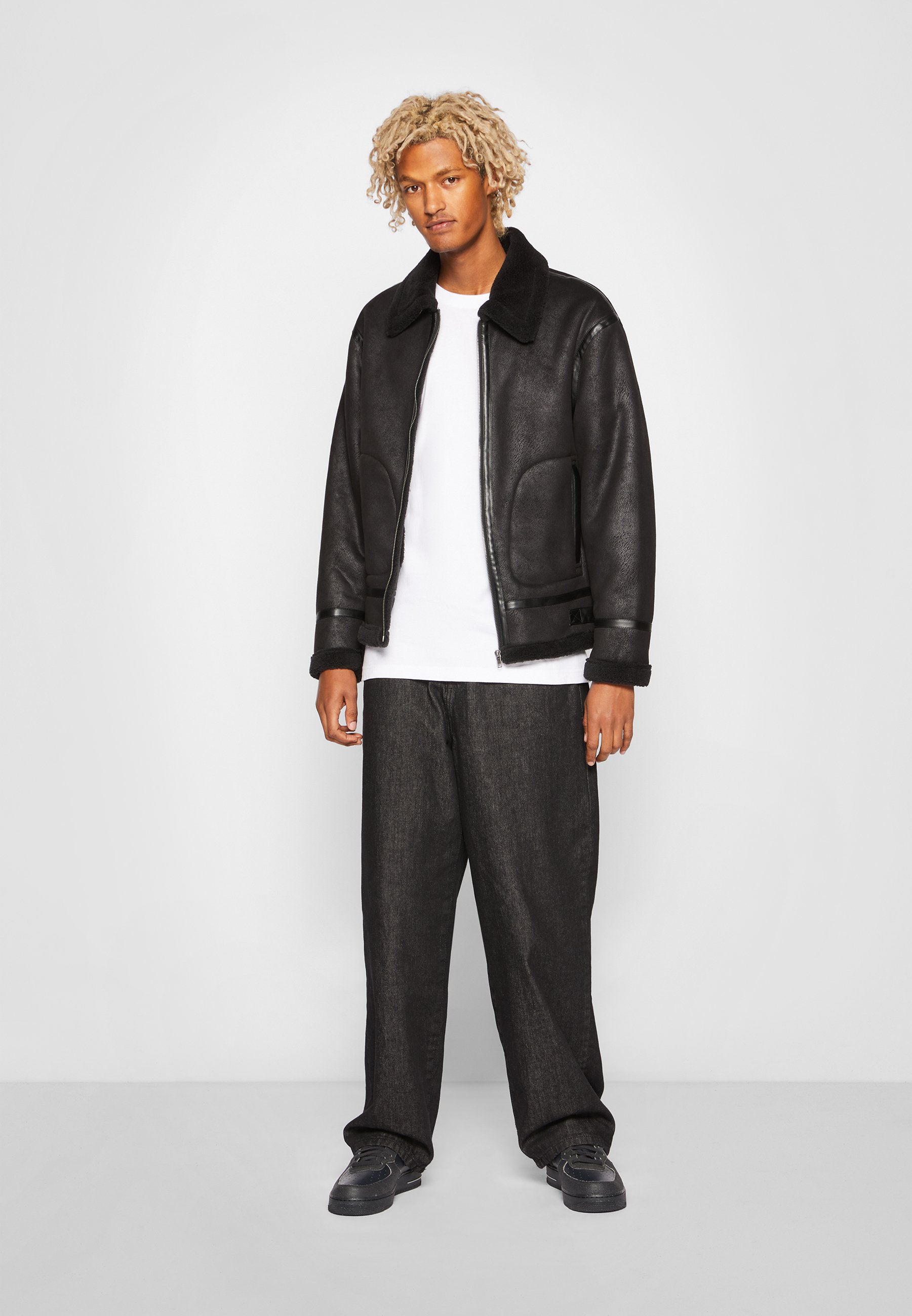 Mister Tee Herren Rose College Jacket – Lässige Varsity-Jacke Im College-Style Mit Druckknöpfen