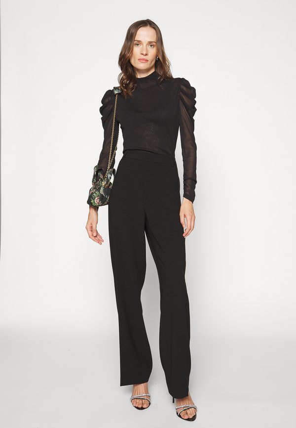 REMY - Long sleeved top4