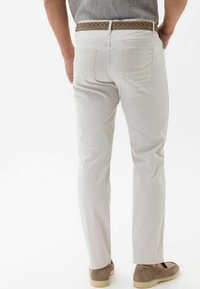 BRAX Heren stijl Cadiz U Ultralight: superlichte five-pocket-broek vrijetijdsbroek, Cove, 46W x 34L