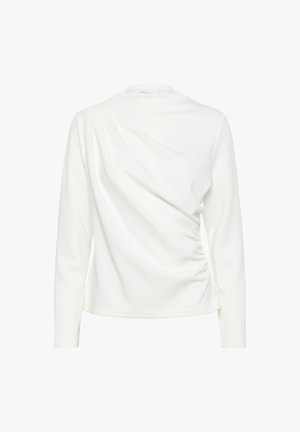 Bijela majica dugih rukava s drapiranim dizajnom i naboranom teksturom sa strane, s okruglim izrezom i glatkom završnom obradom materijala.