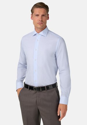 SLIM FIT CHECK WINDSOR COLLAR - Zakelijk overhemd - light blue