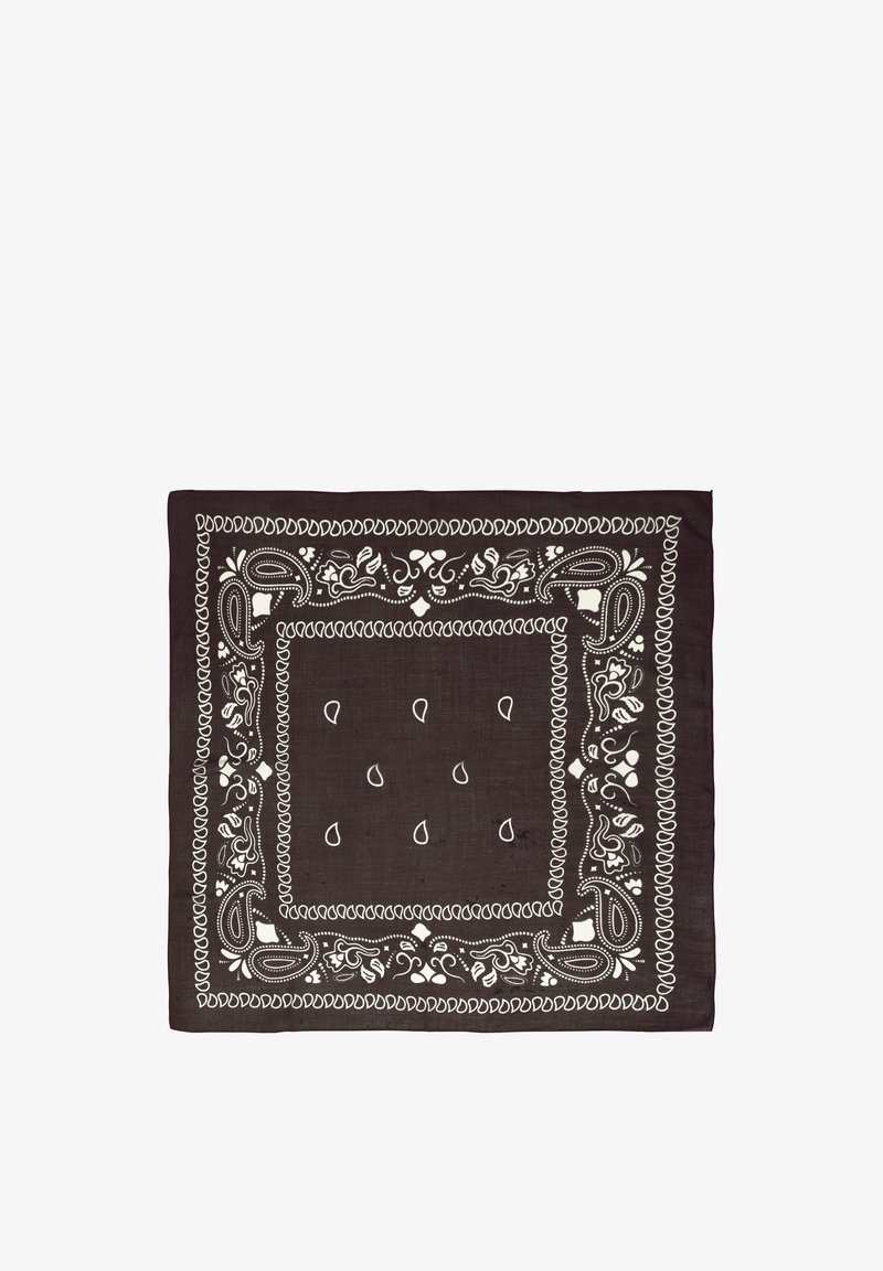 Bandana carré marron foncé avec motifs paisley et floraux blancs le long des bords et formes de gouttes dispersées au centre.