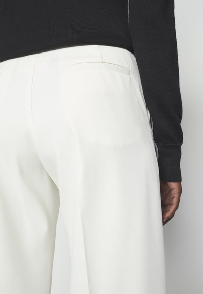 MM6 Maison Margiela - Spodnie materiałowe