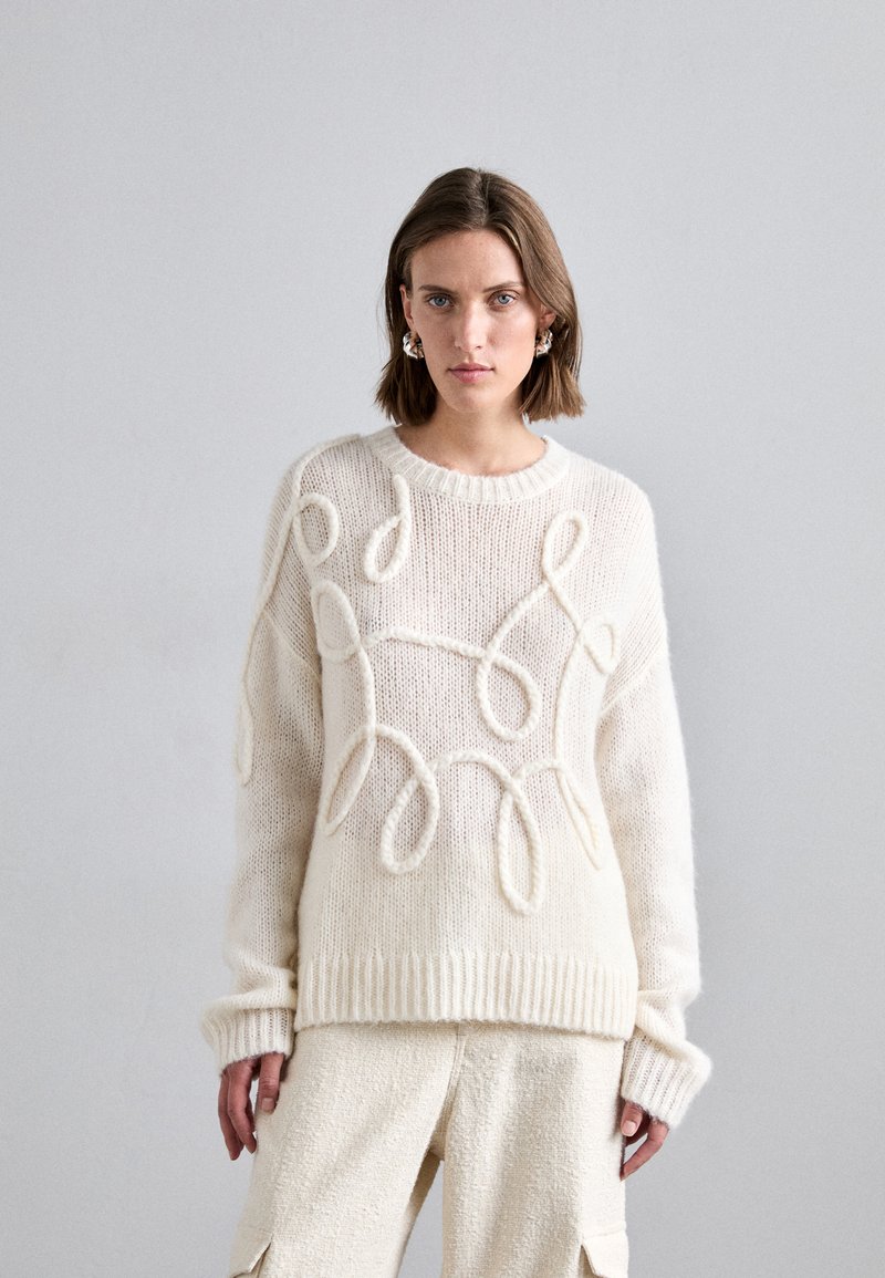 MUNTHE TAHLIS - Pulover - ivory