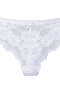 Weiße Spitzenstring mit floralem Muster, gewelltem Saum und einem kleinen Satinschleifen-Detail an der Vorderseite. Weicher Stoff mit durchscheinendem Design.