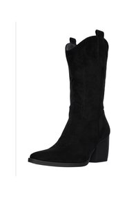 Bota vaquera de ante negra con punta afilada, tacón apilado y costuras decorativas en el caña. Cuenta con lengüetas para facilitar su puesta.