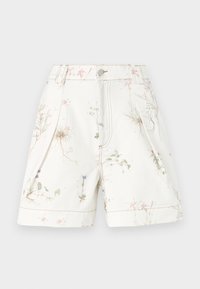 Bílé šortky s květinovým potiskem v růžové a modré barvě. Vyrobené z bavlny, s bočními kapsami a zapínáním na tlačítko. Celoplošný textured design.