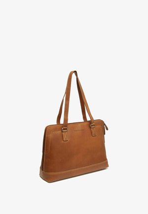 Rechthoekige handtas van bruin leer met dubbele schouderbanden en zichtbare stiksels, schuin geplaatst om de voor- en zijrits te tonen.