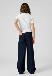TWO SOON WIDE - Široke kavbojke - dark blue denim